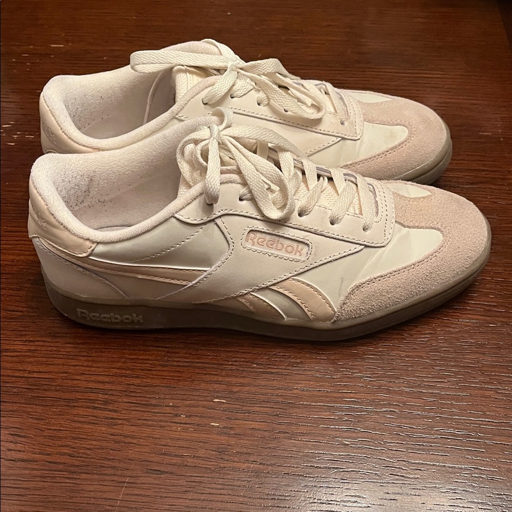 Reebok Forte Lounger women’s 8.5 pink/cream
